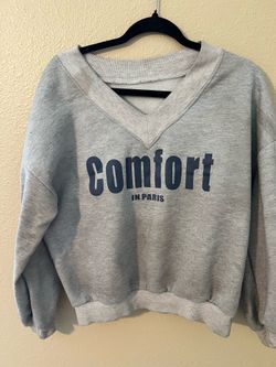 Grey Sweatshirt