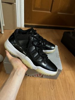 Jordan 11 Low 72-10