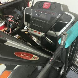 Sole F80 Treadmill