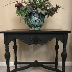 Vintage Victorian Console Table with Decorative Stretcher Base