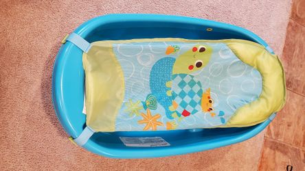 BabiesR US Newborn Bathtub 