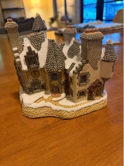 David Winter  Christmas Cottage
