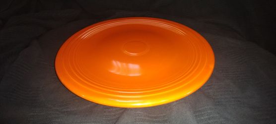 Vintage radioactive red Fiestaware 15-in chop plate