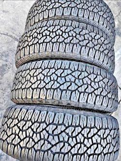 275 65 20 Goodyear tires Con 80% de Vida Las 4