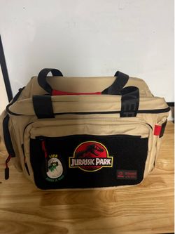 Wolfpak large Jurassic Park lunchbox