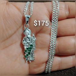 925 Sterling Silver Chain With The Pendant/Cadena Con Dije De Plata 925