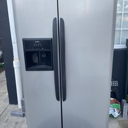 Kenmor Refrigerator 