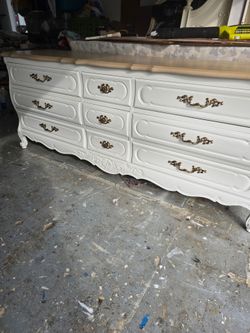 Refinished Solid Wood provincial dresser. Thomasville