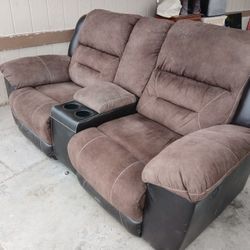 Reclining Couch 