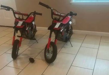 2 Hyper 350 electric bikes ( must be sold together)