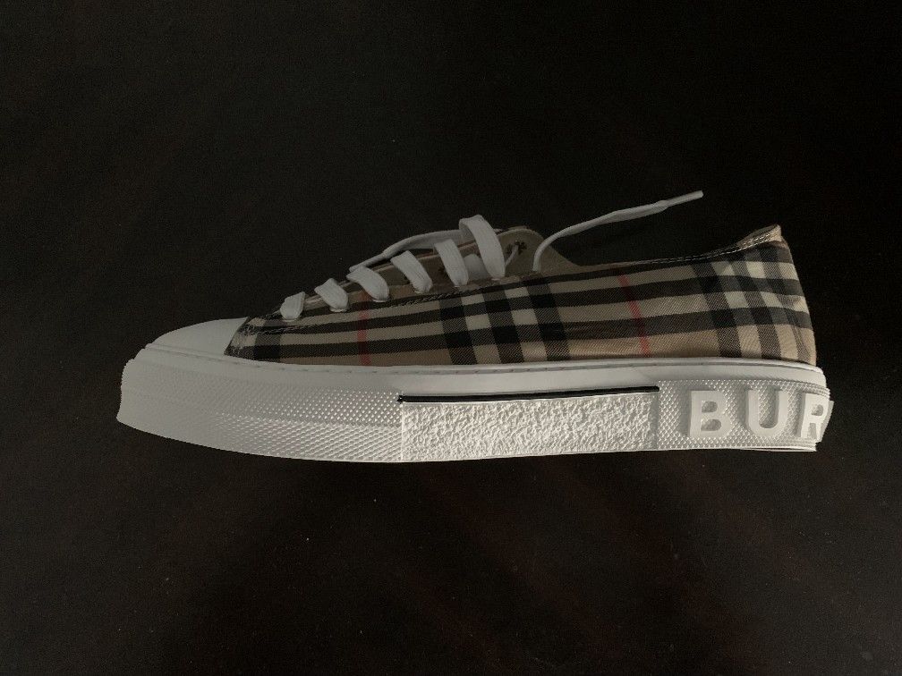 Men's Burberry Shoes!