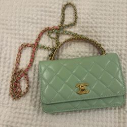 Chanel Classic Caviar Wallet On Chain