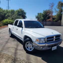 2004 Dodge Dakota