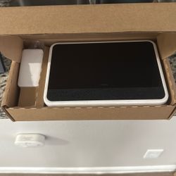 Vivint Screen Hub monitor 