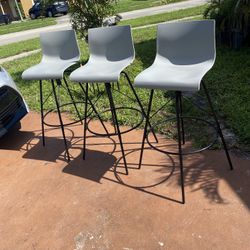 Andeworld 30" Swivel Bar Stools with Back Metal Barstools Set of 3 Counter Height Stools Gray Plastic Seat