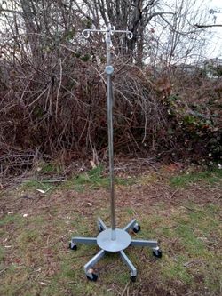 Vintage Quad Hook 6 leg rolling IV stand