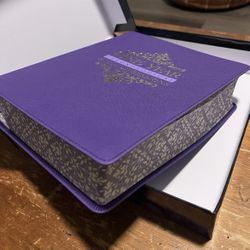 The One Year Chronological Bible Expressions - leather, purple, tyndale, NLT, Brand New In Box