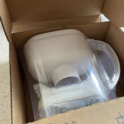 Brita - NEW w/ Filter