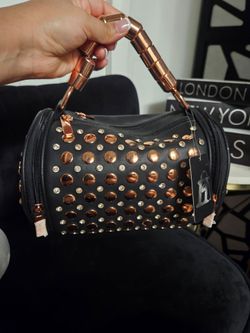 Cylinder handbag