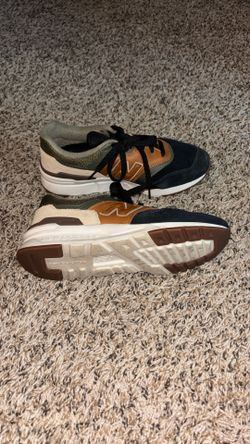 New Balance Tennis Shoes - Size 5.5 W