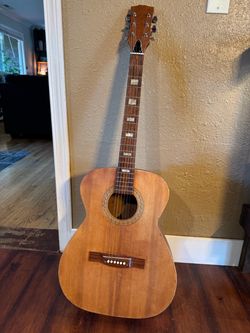 Acoustic guitar