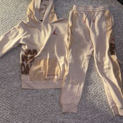 Brown Jordan Sweatsuit Size 12-13 $70