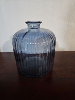Blue decorative vase