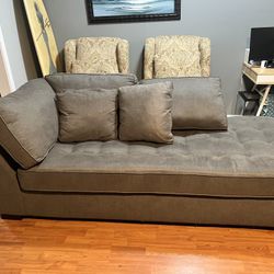Sofa/corner chaise/sleeper Couch