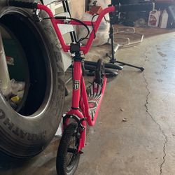 Mongoose Scooter