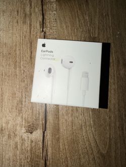 Apple EarPods with Lightning Connector – New Unused