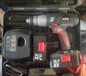 Craftsman Cordless Drill Set - 16.8 Volt