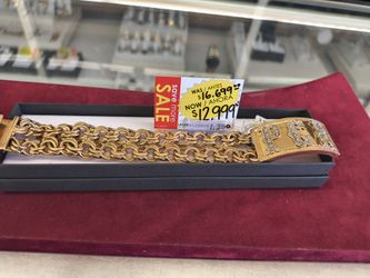 14k solid gold bracelet 145.1 grams regular price $16,700 sale price $13,00 layway available 10% Dwon if you interested please make sure you ask for M