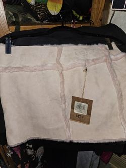 UGG Suede Mini Skirt with Pink Fur Trim Size S/P