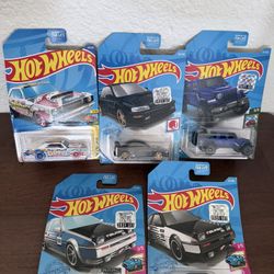 Hot Wheels Lot Of 5 Cars $15