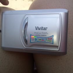 Vivitar Camera 5105 S