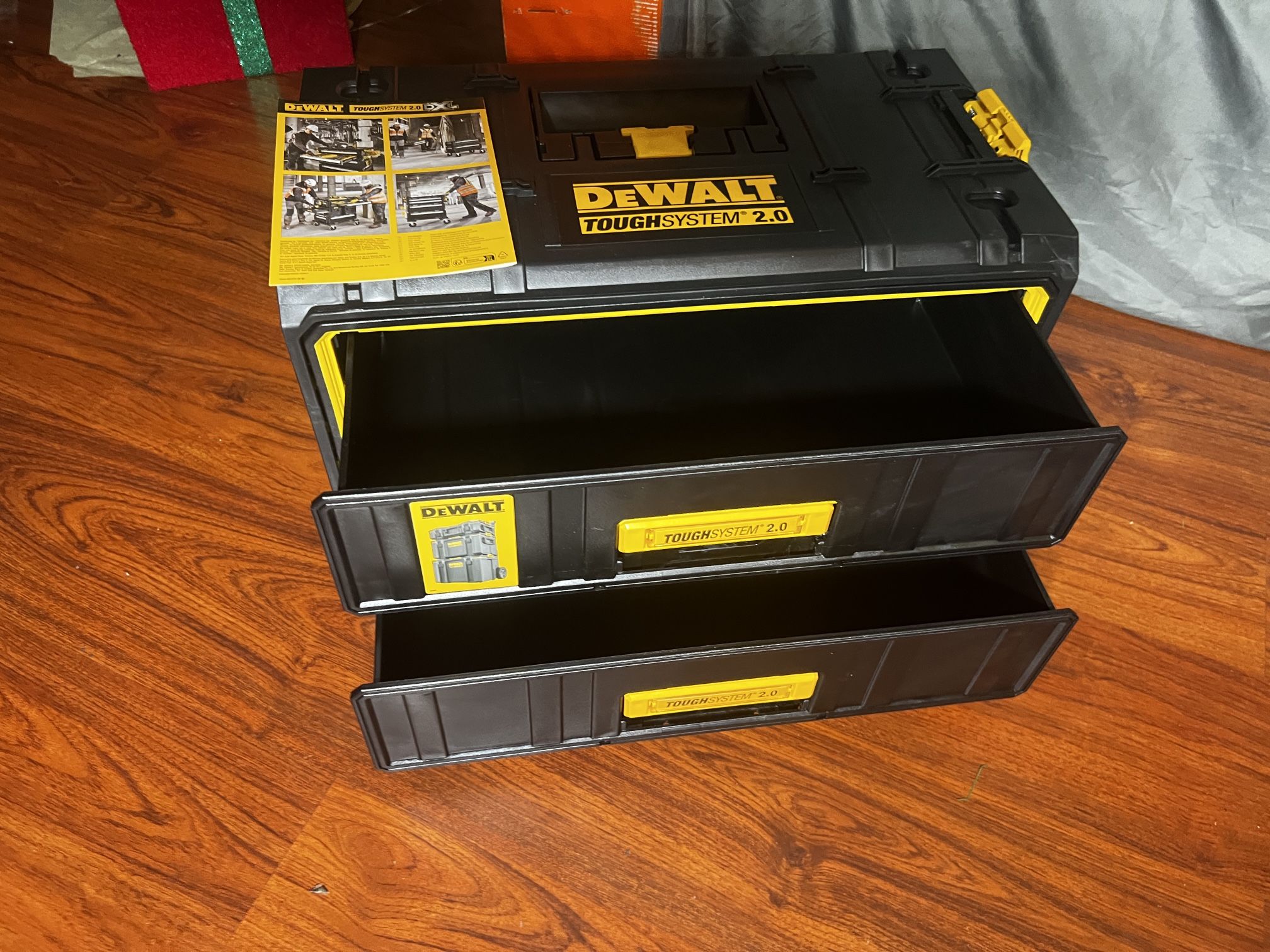 DEWALT TOOL BOX HEAVY DUTY TOUGHSYSTEM2.0 21.8 in. Hand Tool Box for ...