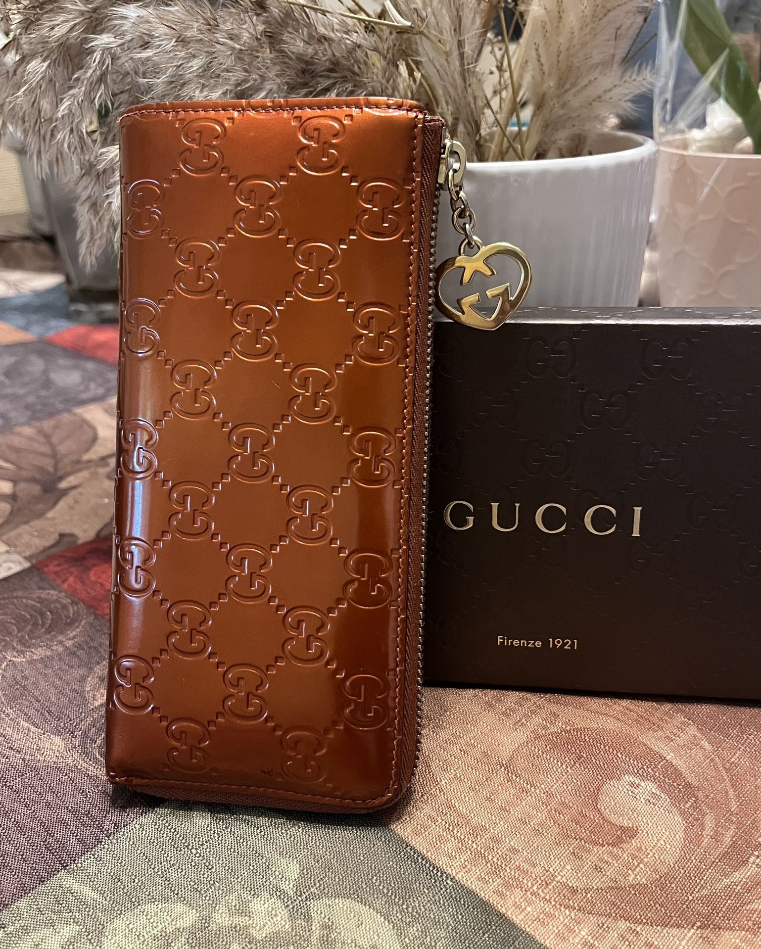 Gucci Guccissima “GG” Patent Leather Zip Around Long Wallet w/Gift Box