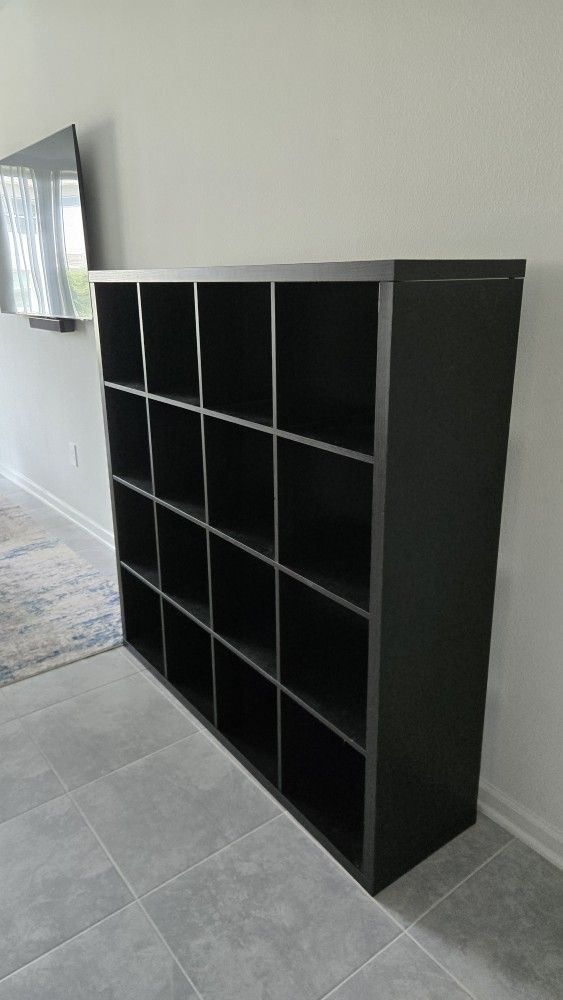 Shelving unit or room divider