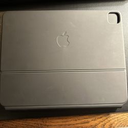 Magic Keyboard for iPad Pro