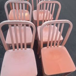 $25 Each / $25 Cada Una / 6 Metal Chairs /6 Sillas De Metal