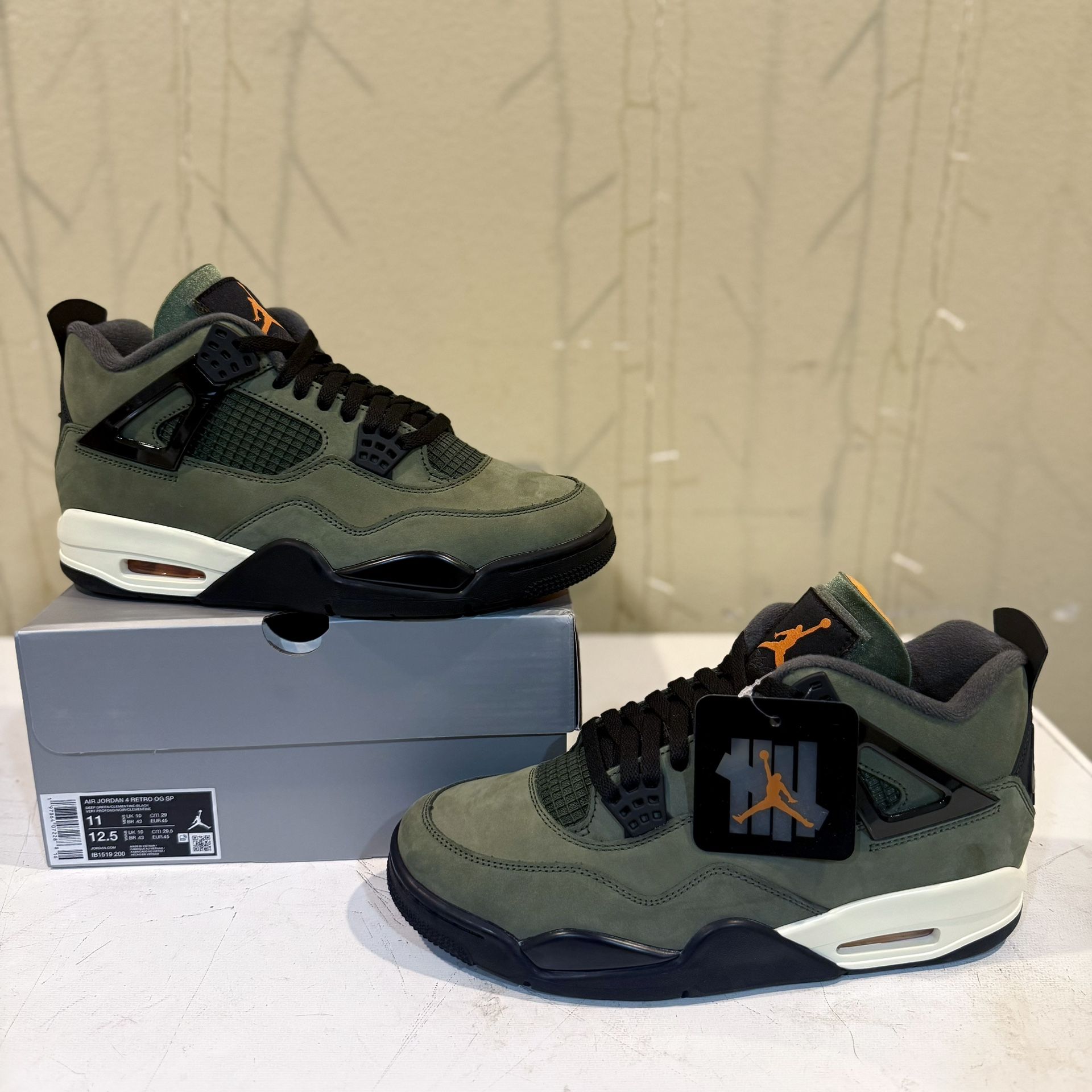 Jordan 4 Undefeated Size 11