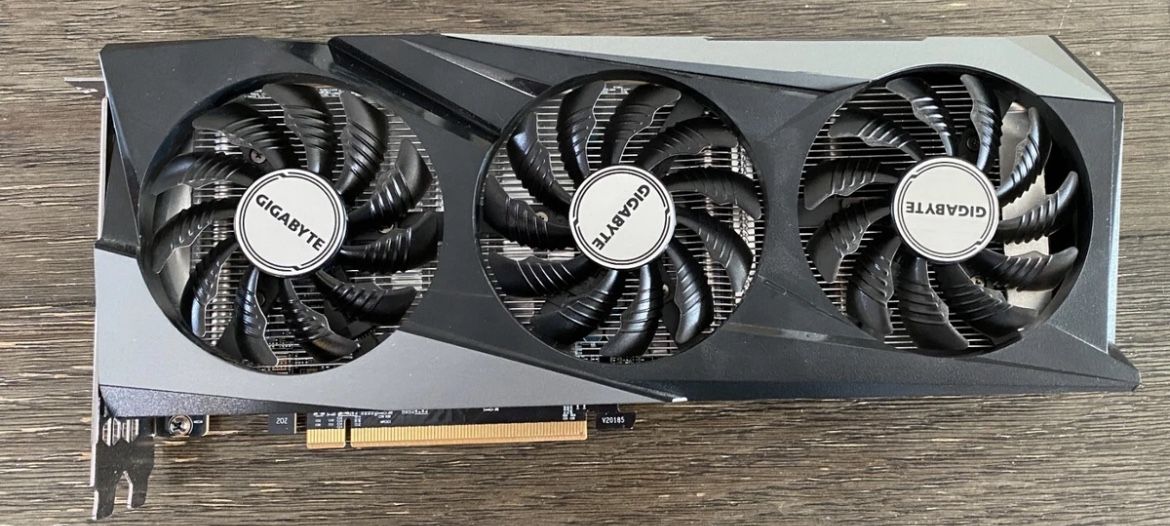 Gigabyte Radeon RX 6600 XT OC 8GB GPU Graphics Card