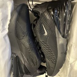 Nike Air Max 270 