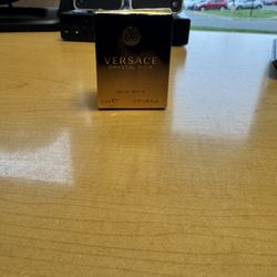 New VERSACE Crystal Noir for Women .17 oz. Eau De Toilette Perfume - Travel Size