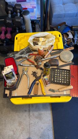 Leather crafting kit