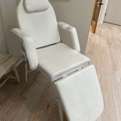 Esthetician Chair