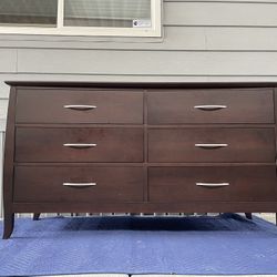 Baronet Dark Wood 6-drawer Dresser
