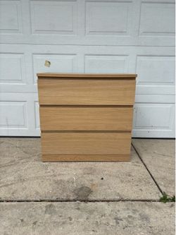 ‼️IKEA 3 DRAWER DRESSER‼️FOR SALE 125$ OR BEST OFFER‼️GREAT CONDITION‼️DELIVERY AVAILABLE🚚