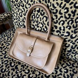Classic Beauty Leather Handbag by Trafalgar