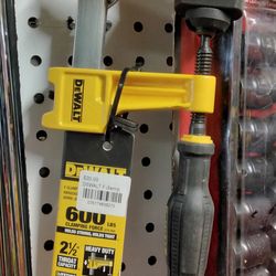 DEWALT 600 LBS F - CLAMP